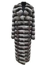 Load image into Gallery viewer, 2025-2026 Fall Winter collection Natural chinchilla with English collar