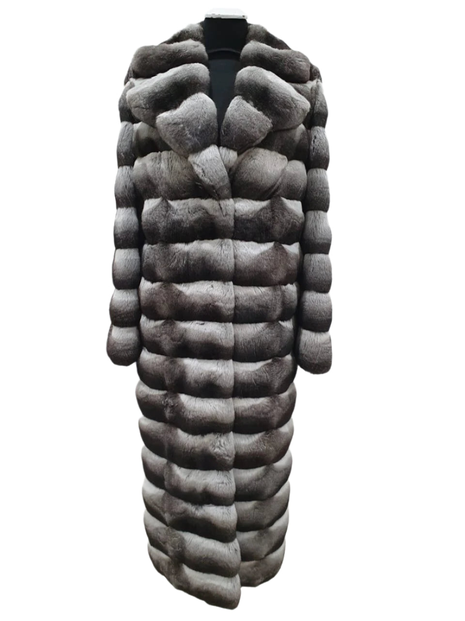 2025-2026 Fall Winter collection Natural chinchilla with English collar