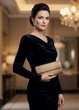 Load image into Gallery viewer, Sabrina Clutch in Crocodile