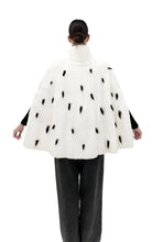 Load image into Gallery viewer, 2025-2026 Fall Winter collection Ermine cape